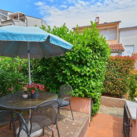 Marijan 105 * Πούλα